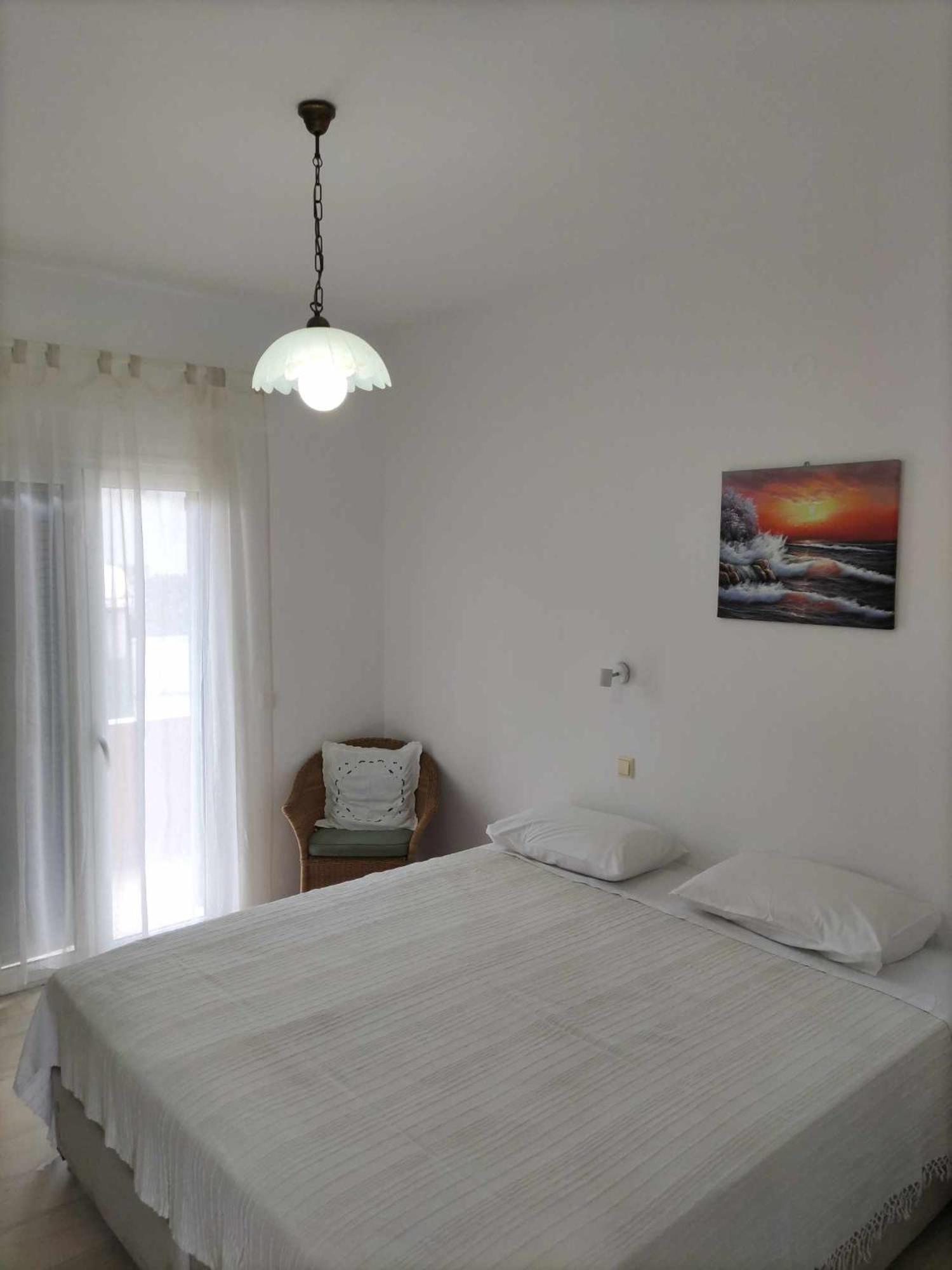 Alexandra'S Apartments Ахарави Экстерьер фото